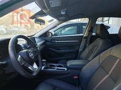 نيسان ألتيما